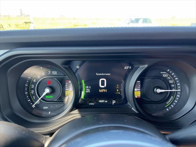 2025 Jeep Wrangler 4xe Sahara