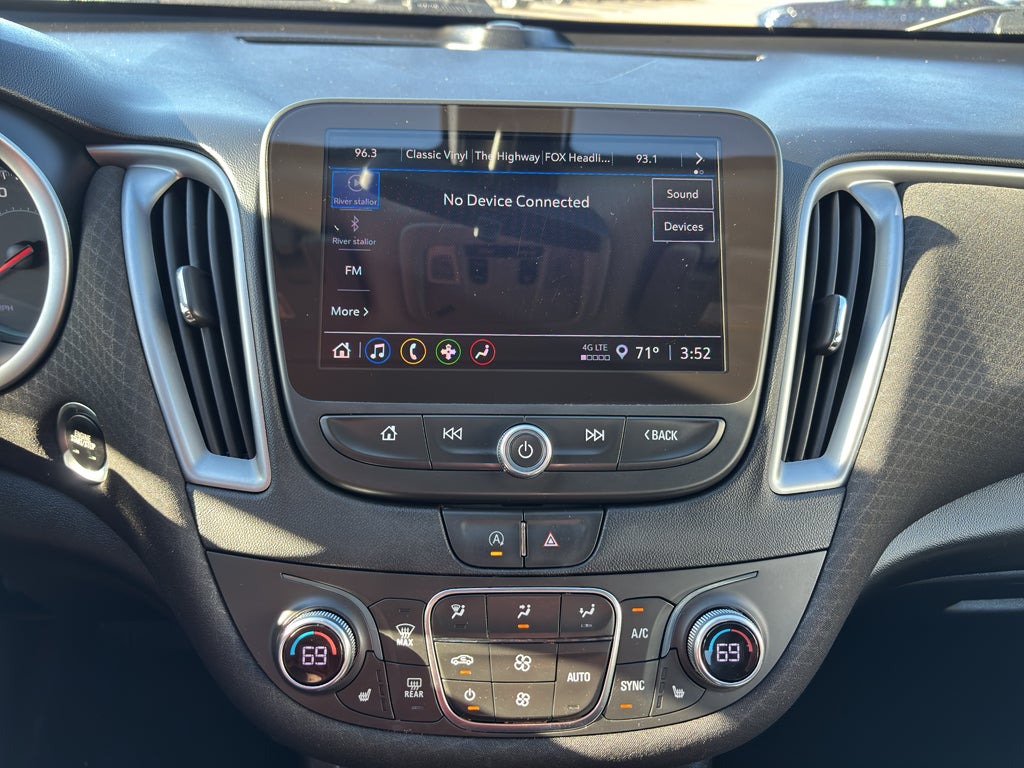 2022 Chevrolet Malibu LT