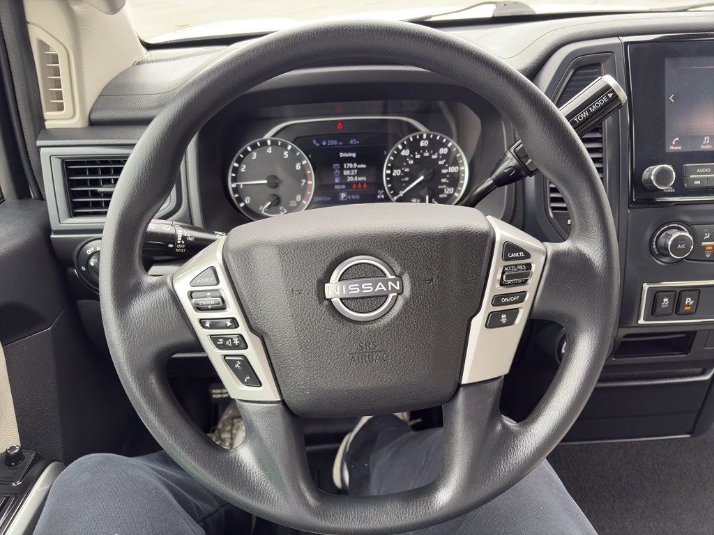 2024 Nissan Titan SV
