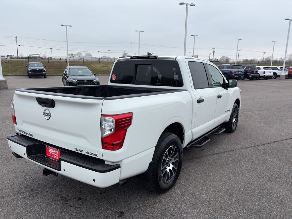 2024 Nissan Titan SV