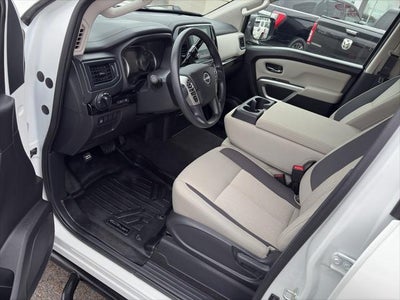 2024 Nissan Titan SV