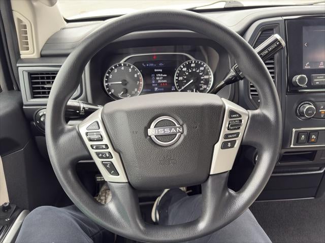 2024 Nissan Titan SV