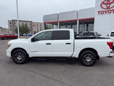 2024 Nissan Titan SV