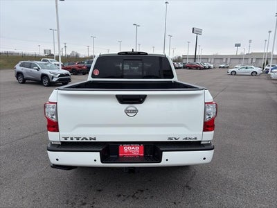 2024 Nissan Titan SV