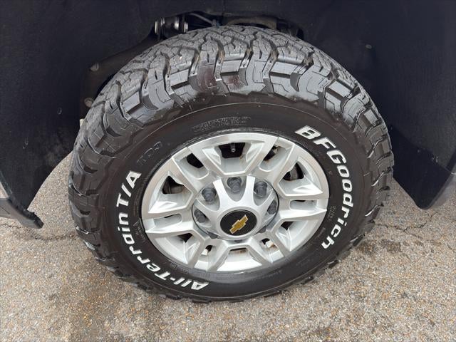 2024 Chevrolet Silverado LT