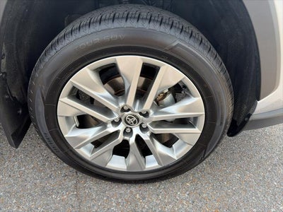 2023 Toyota RAV4 XLE Premium