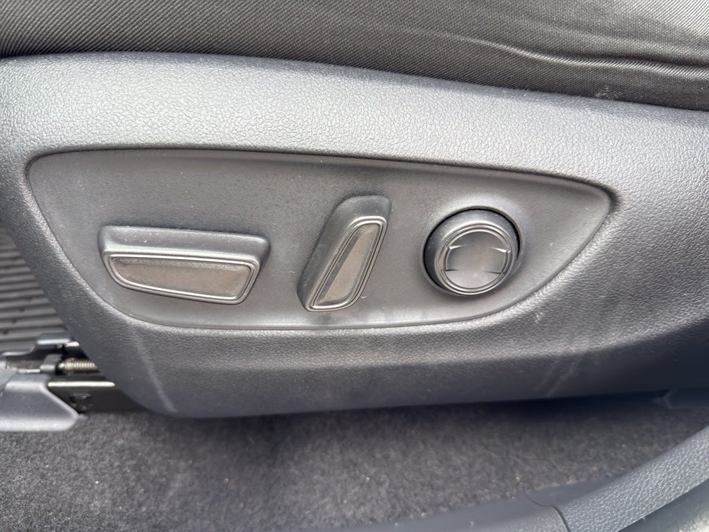 2023 Toyota RAV4 Hybrid Hybrid XLE