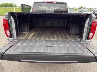 2025 GMC Sierra Elevation