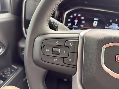 2025 GMC Sierra Elevation