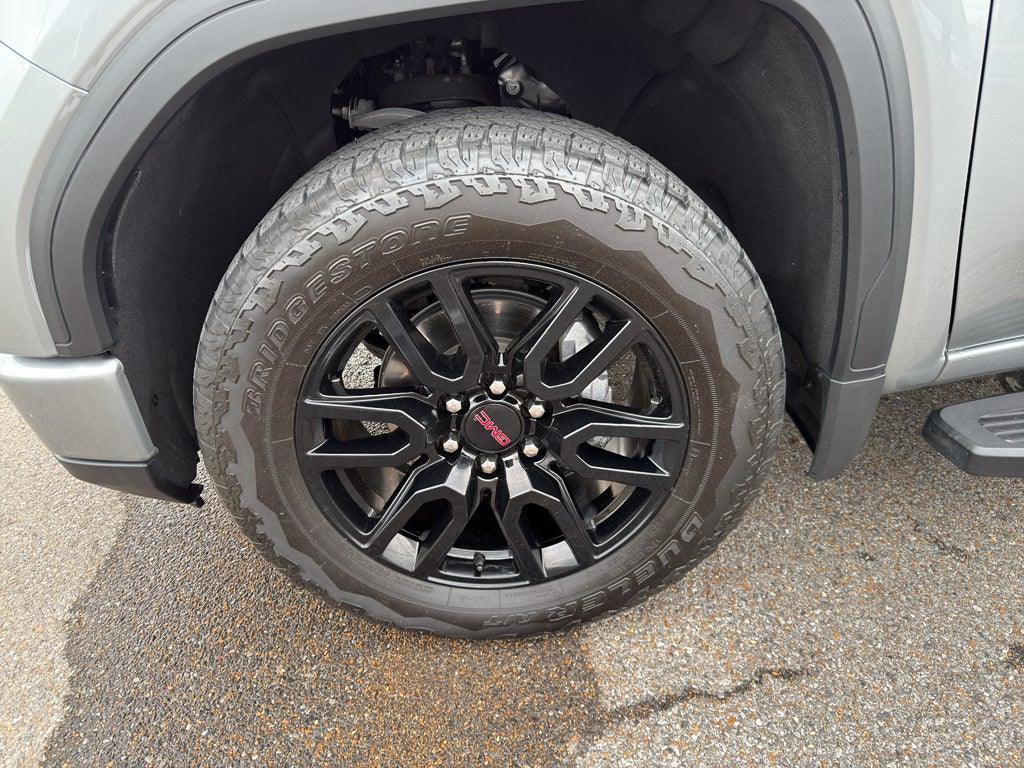 2025 GMC Sierra Elevation