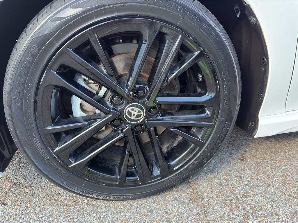 2025 Toyota Camry Hybrid SE