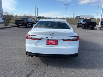 2025 Toyota Camry Hybrid SE