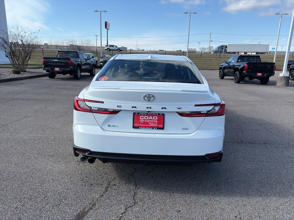 2025 Toyota Camry Hybrid SE