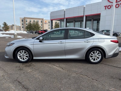 2025 Toyota Camry Hybrid LE