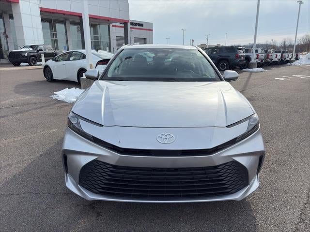 2025 Toyota Camry Hybrid LE