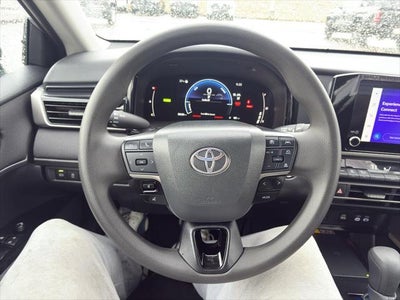 2025 Toyota Camry Hybrid LE