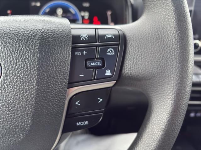 2025 Toyota Camry Hybrid LE