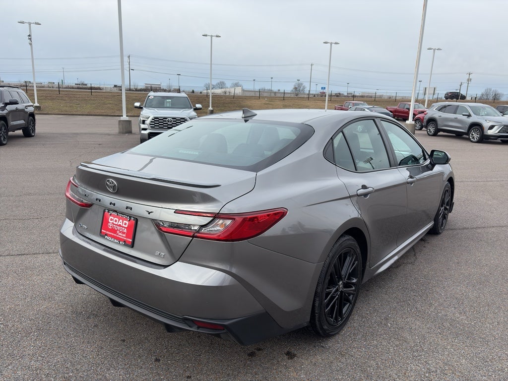 2025 Toyota Camry Hybrid SE