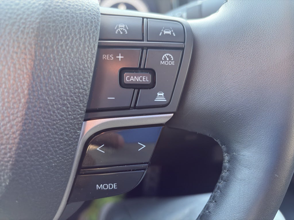 2025 Toyota Camry Hybrid XSE