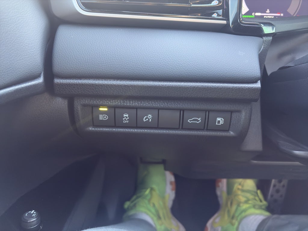 2025 Toyota Camry Hybrid XSE