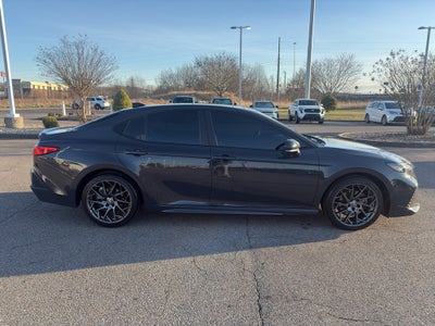 2025 Toyota Camry Hybrid XSE
