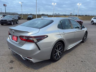 2023 Toyota Camry SE