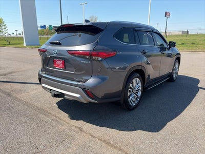 2023 Toyota Highlander Hybrid Hybrid Platinum