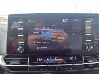 2024 Toyota Sienna LE