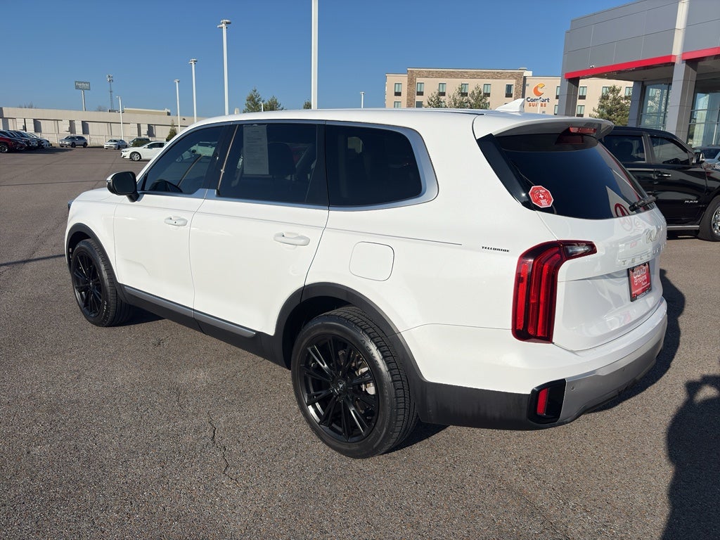 2023 Kia Telluride LX