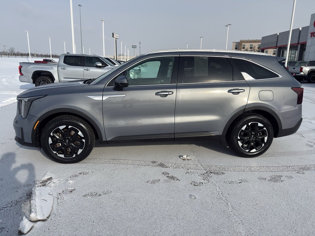 2024 Kia Sorento S
