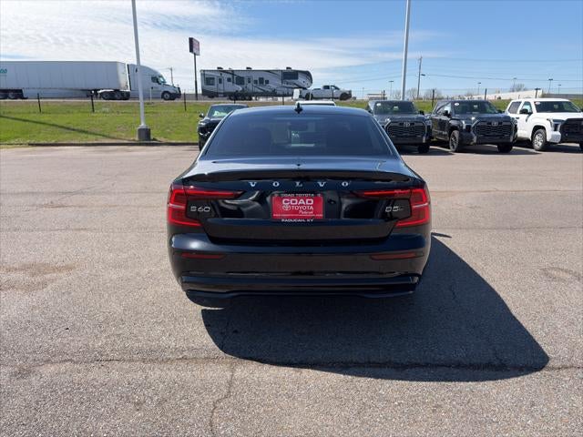 2024 Volvo S60 Core Dark Theme