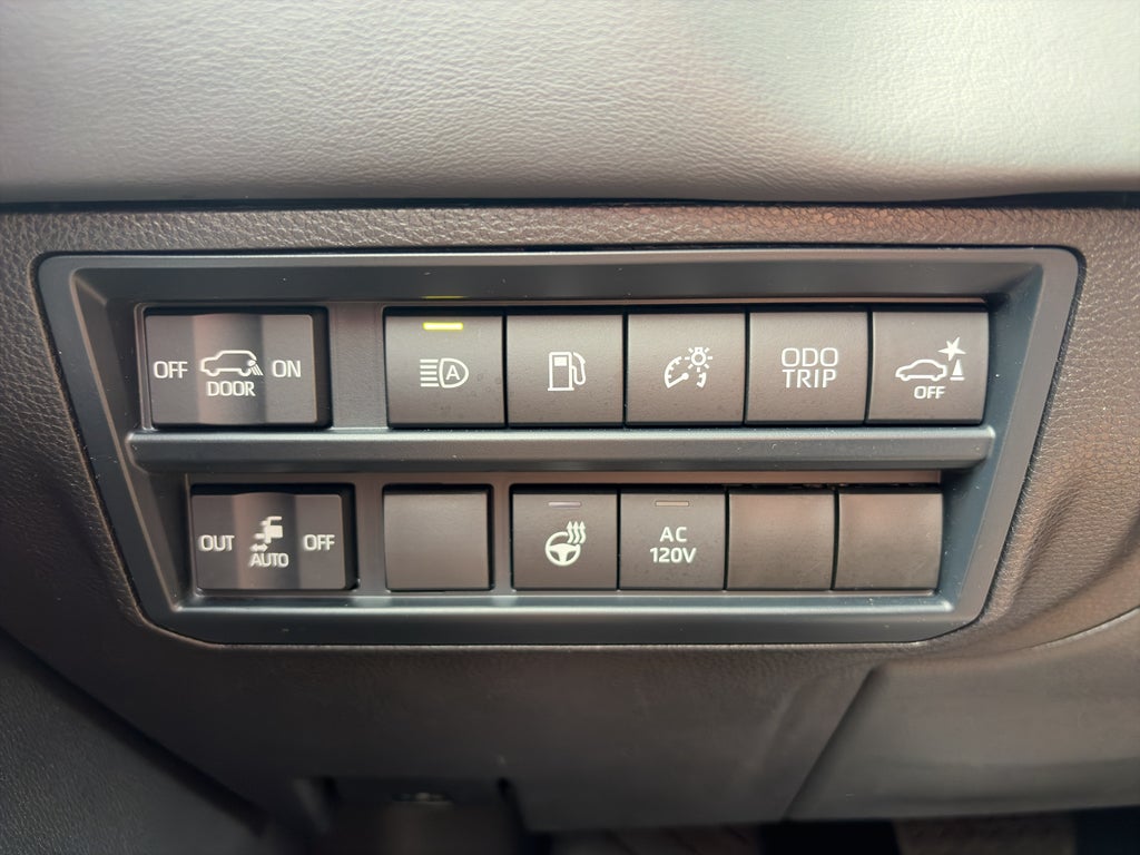 2025 Toyota Sequoia Platinum