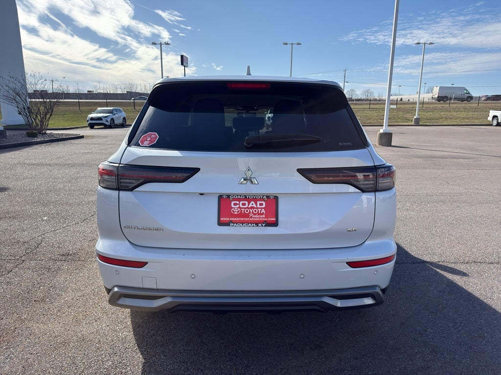 2025 Mitsubishi Outlander SE