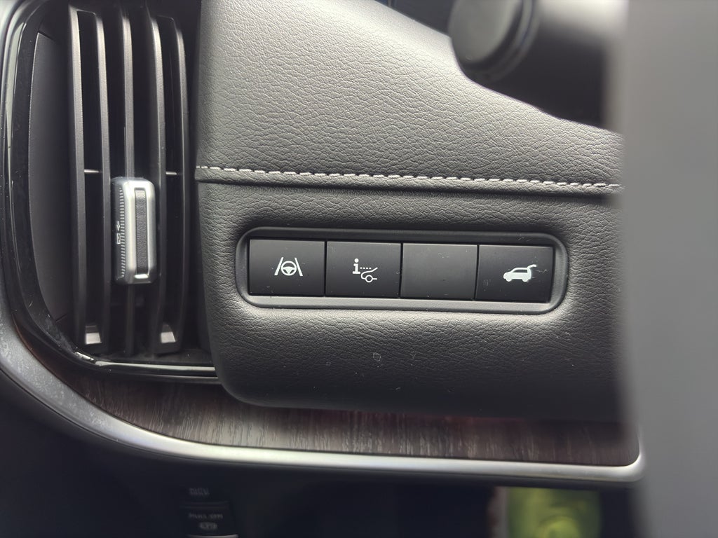 2025 Nissan Armada Platinum Reserve