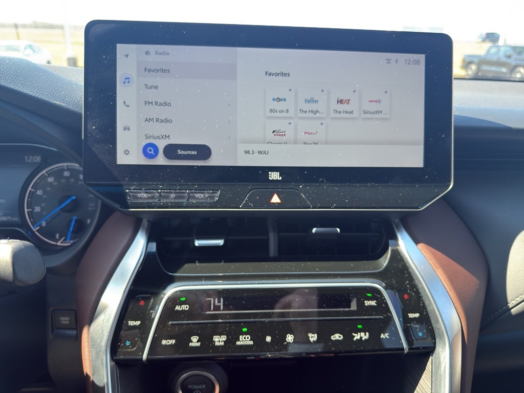 2024 Toyota Venza XLE