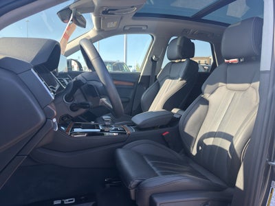 2023 Audi Q5 S line Prestige