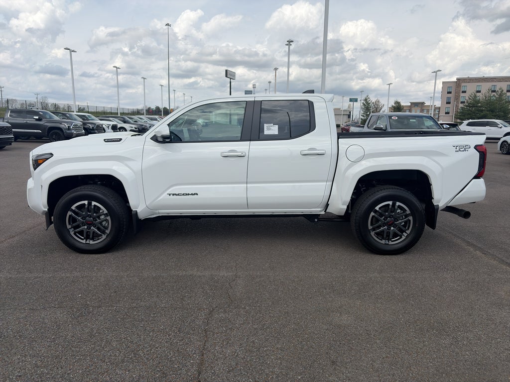 2026 Toyota Tacoma i-FORCE MAX Tacoma TRD Sport