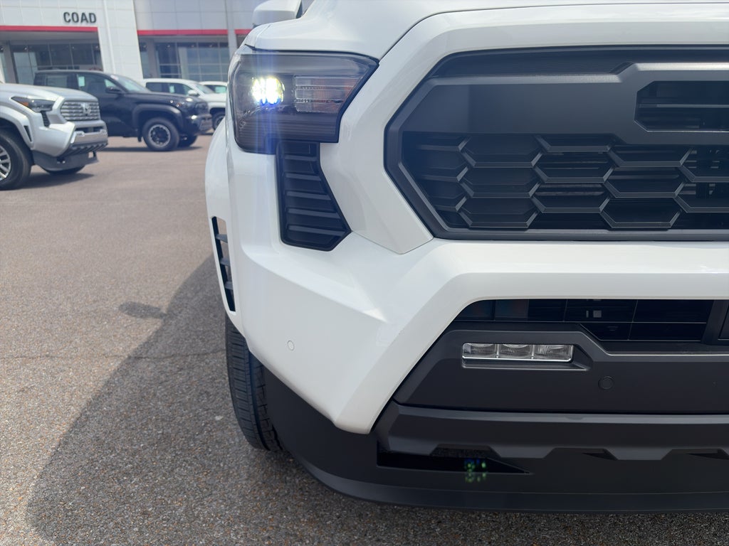 2026 Toyota Tacoma i-FORCE MAX Tacoma TRD Sport