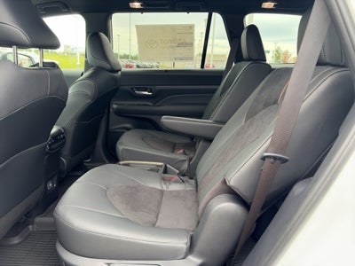 2026 Toyota Grand Highlander Hybrid MAX Limited