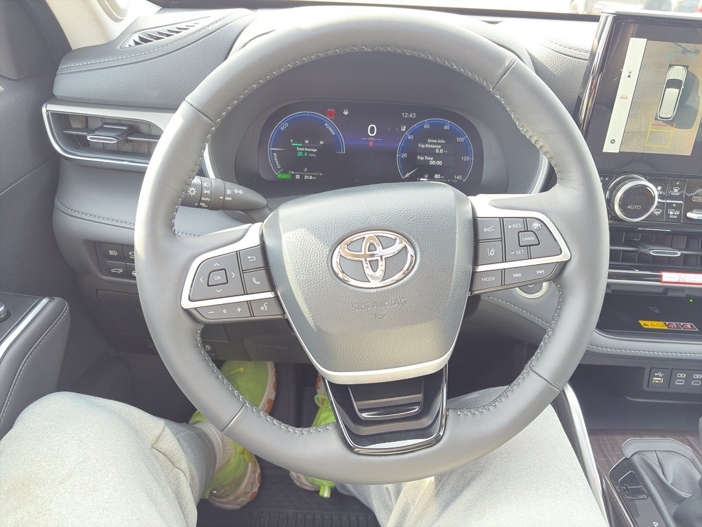 2026 Toyota Highlander Hybrid Limited