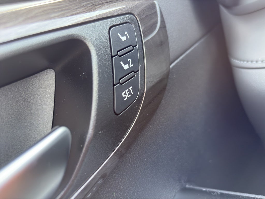 2026 Toyota Highlander Hybrid Limited