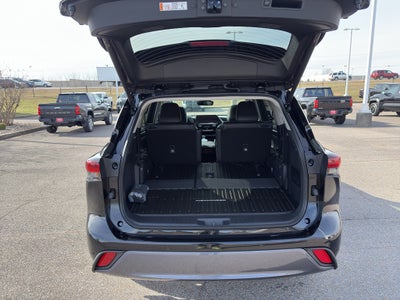 2026 Toyota Highlander Hybrid Limited