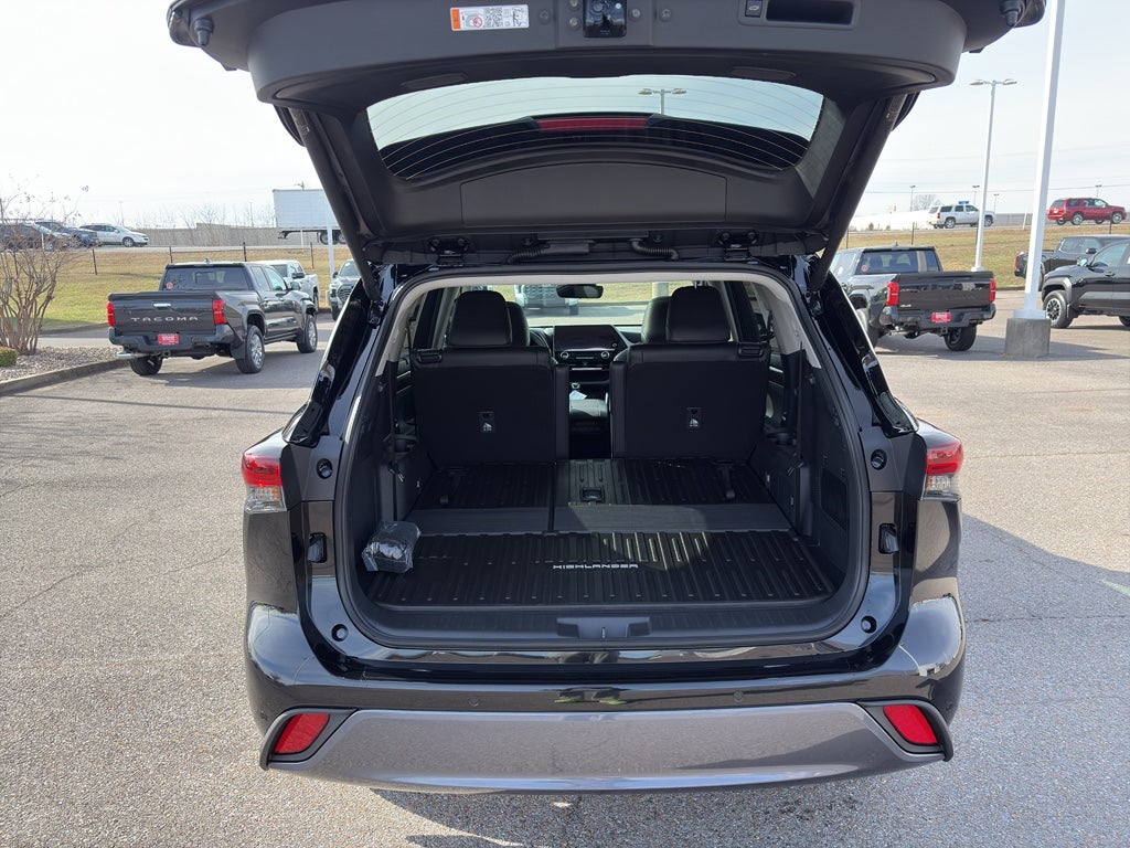 2026 Toyota Highlander Hybrid Limited