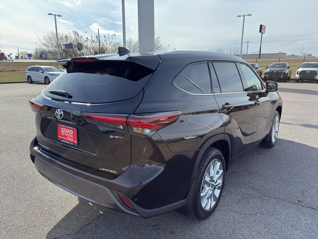 2026 Toyota Highlander Hybrid Limited