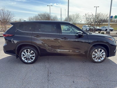 2026 Toyota Highlander Hybrid Limited