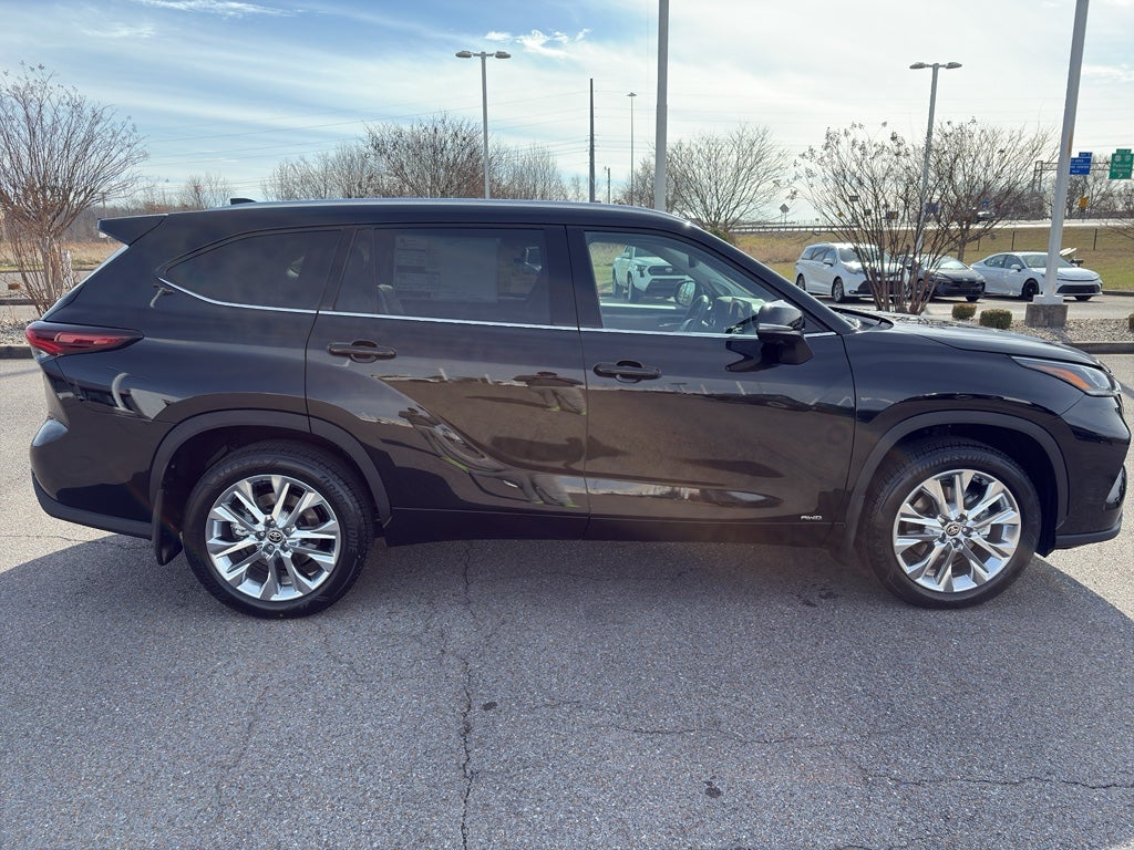 2026 Toyota Highlander Hybrid Limited