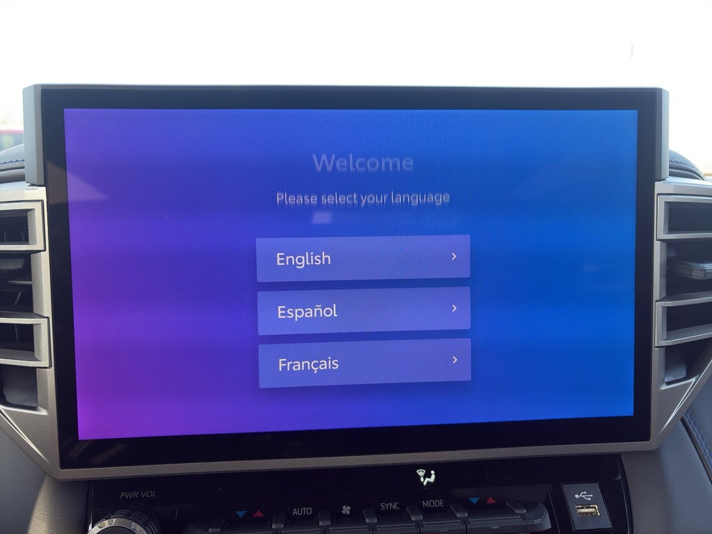 2026 Toyota Tundra i-FORCE MAX Tundra Platinum