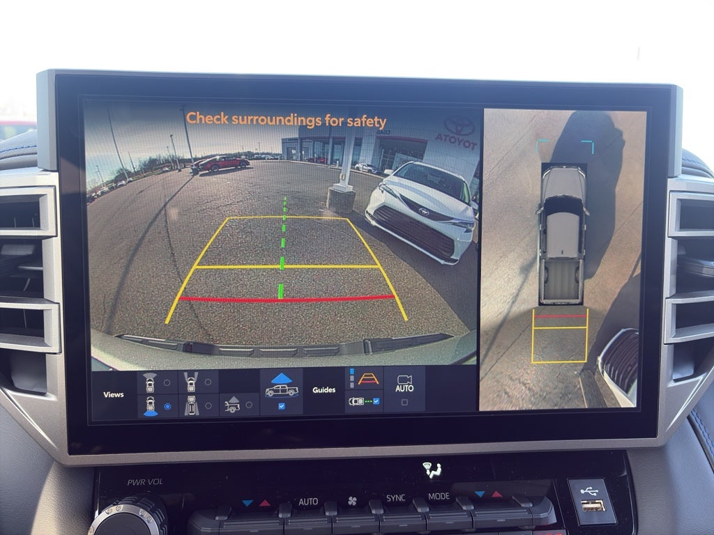 2026 Toyota Tundra i-FORCE MAX Tundra Platinum