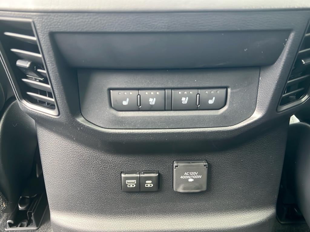 2025 Toyota Tundra Platinum