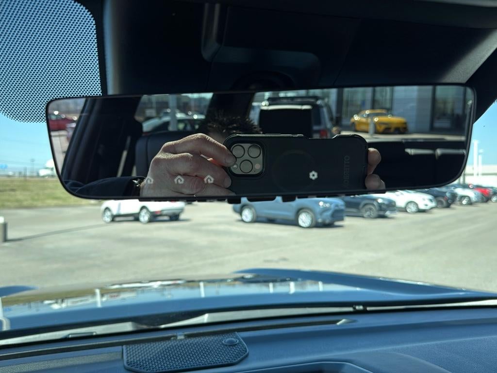 2025 Toyota Tundra i-FORCE MAX Tundra Platinum